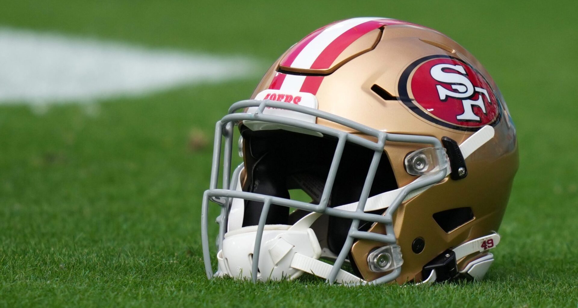 NFL world reacts after 49ers lose running back for the season again