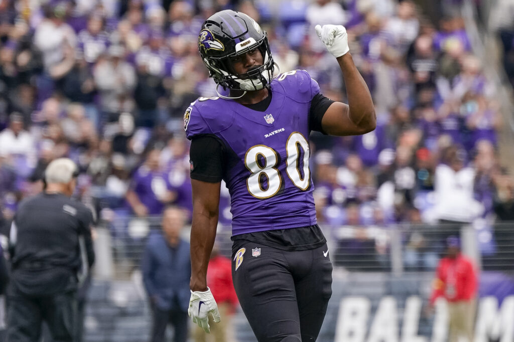 Ravens TE Isaiah Likely Undergoes Surgery For Broken Bone In Foot