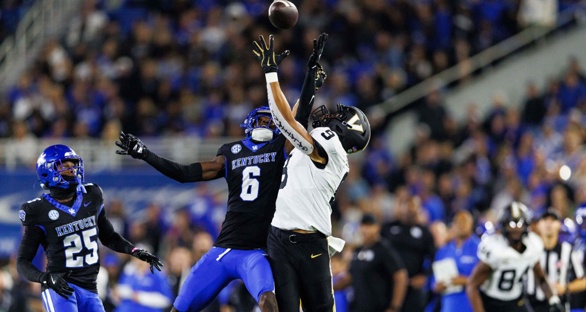 matt-jones-kentucky-deal-jmi-pros-cons-nil-commentary-ksr