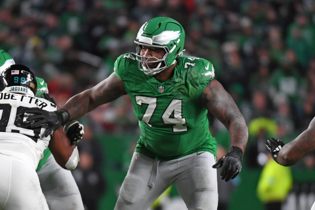 Eagles Reunite With T Fred Johnson Via Trade With Jagaurs