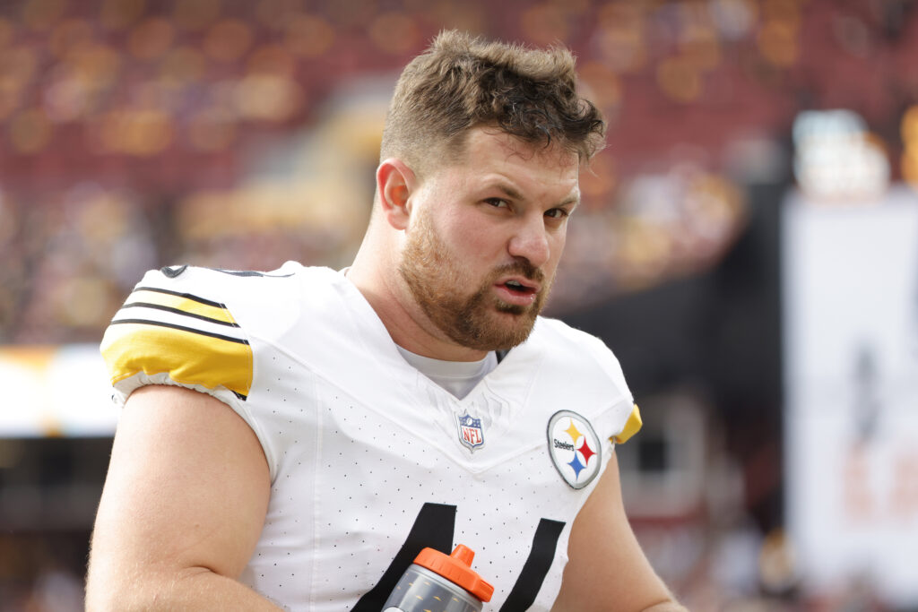 Steelers Sign LS Jake McQuaide; LS Christian Kuntz Could Miss Time