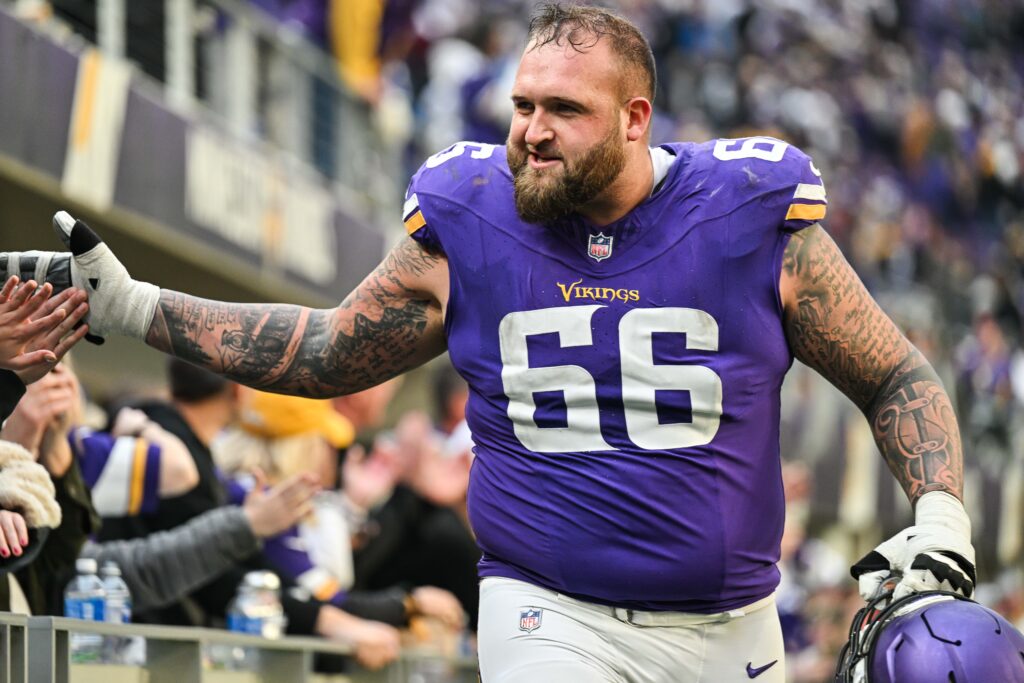 Bengals To Host Veteran G Dalton Risner