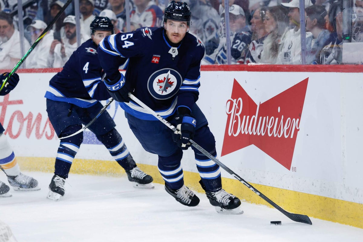Jets sign defenceman Dylan Samberg to 3-year deal, avoiding arbitration: Source