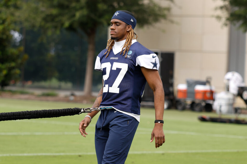 Cowboys Aiming For CB Shavon Revel To Play In September