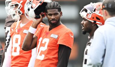 NFL world reacts to insane Shedeur Sanders news