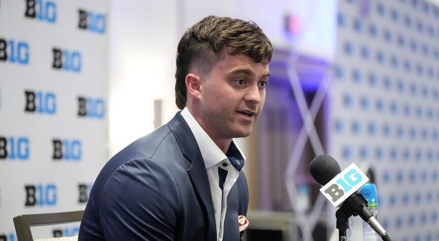 NCAA Football: Illinois at Penn State