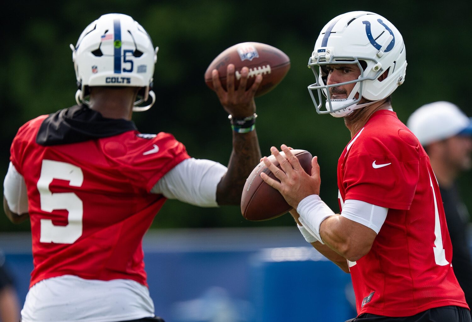 Colts make final decision on starting quarterback