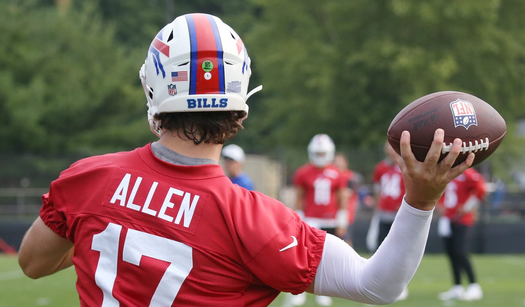 Josh Allen Brings Golf and Football Together with Touching Ryder Cup Gift