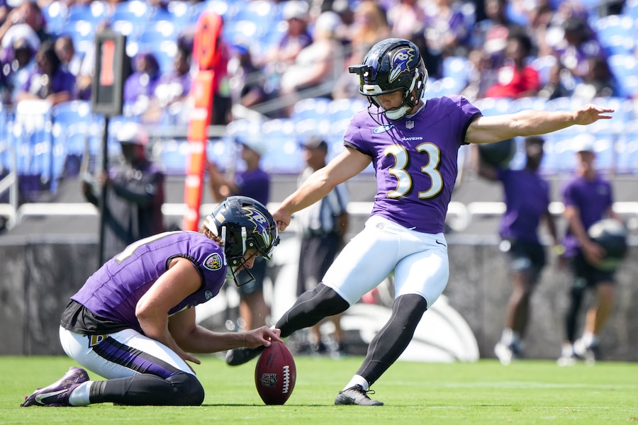 Baltimore Ravens: Tyler Loop hits 60-yard field goal at M&T Bank Stadium