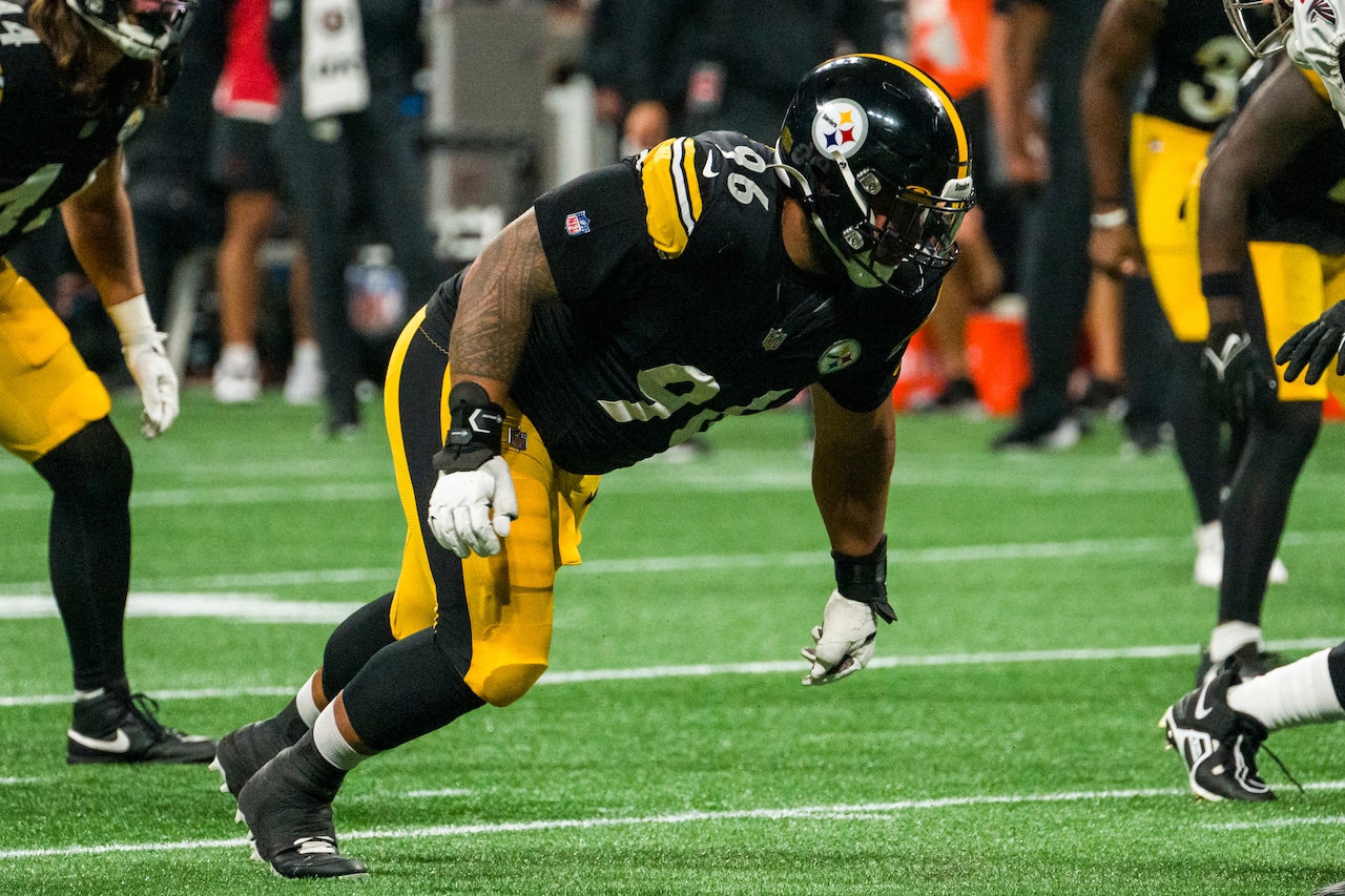 Massive nose tackle nearly retired before signing with Steelers