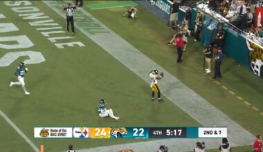 Ke'Shawn Williams of the Pittsburgh Steelers scores a touchdown against the Jacksonville Jaguars during the 2025 NFL preseason (game one)