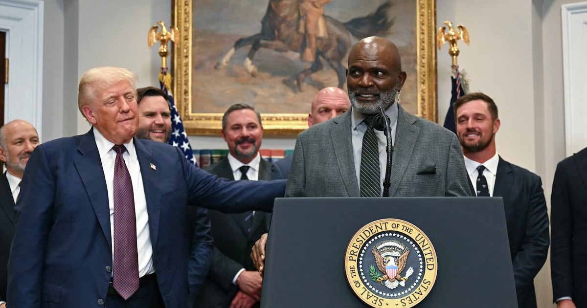 Ex-Giants Star Declares Loyalty to Trump but Isn’t Sure Why