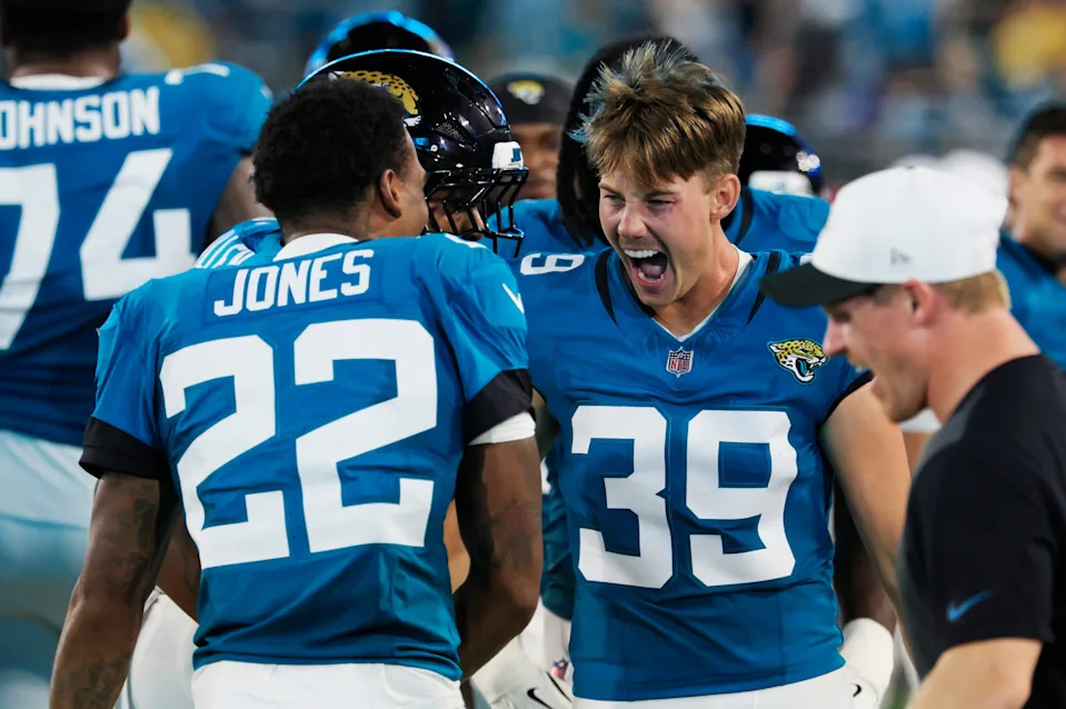Jacksonville Jaguars place kicker Cam Little (39) celebrates his 70-yard field goal with cornerback Jarrian Jones (22) during the second quarter of an NFL preseason matchup at EverBank Stadium, Saturday, Aug. 9, 2025 in Jacksonville, Fla. [Corey Perrine/Florida Times-Union]