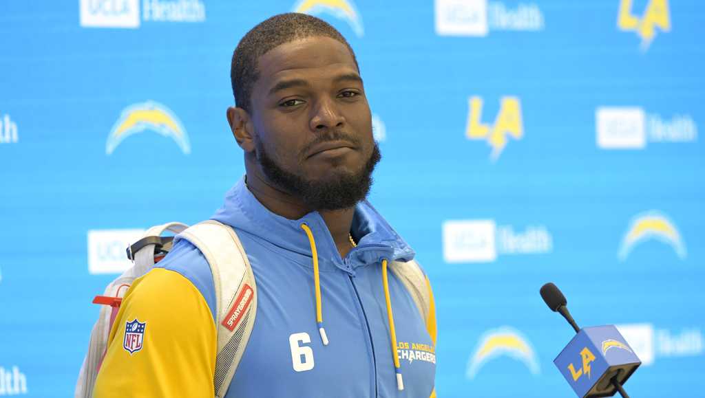 Chargers LB Denzel Perryman arrested on weapons charges and remains in jail