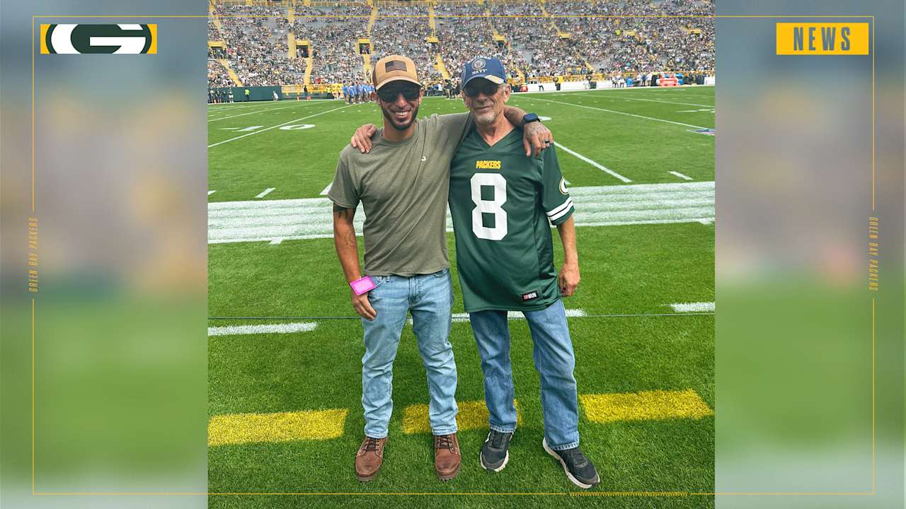 Packers salute U.S. Navy veteran Todd Hope and U.S. Army veteran Sam Hope for ‘Operation Fan Mail’