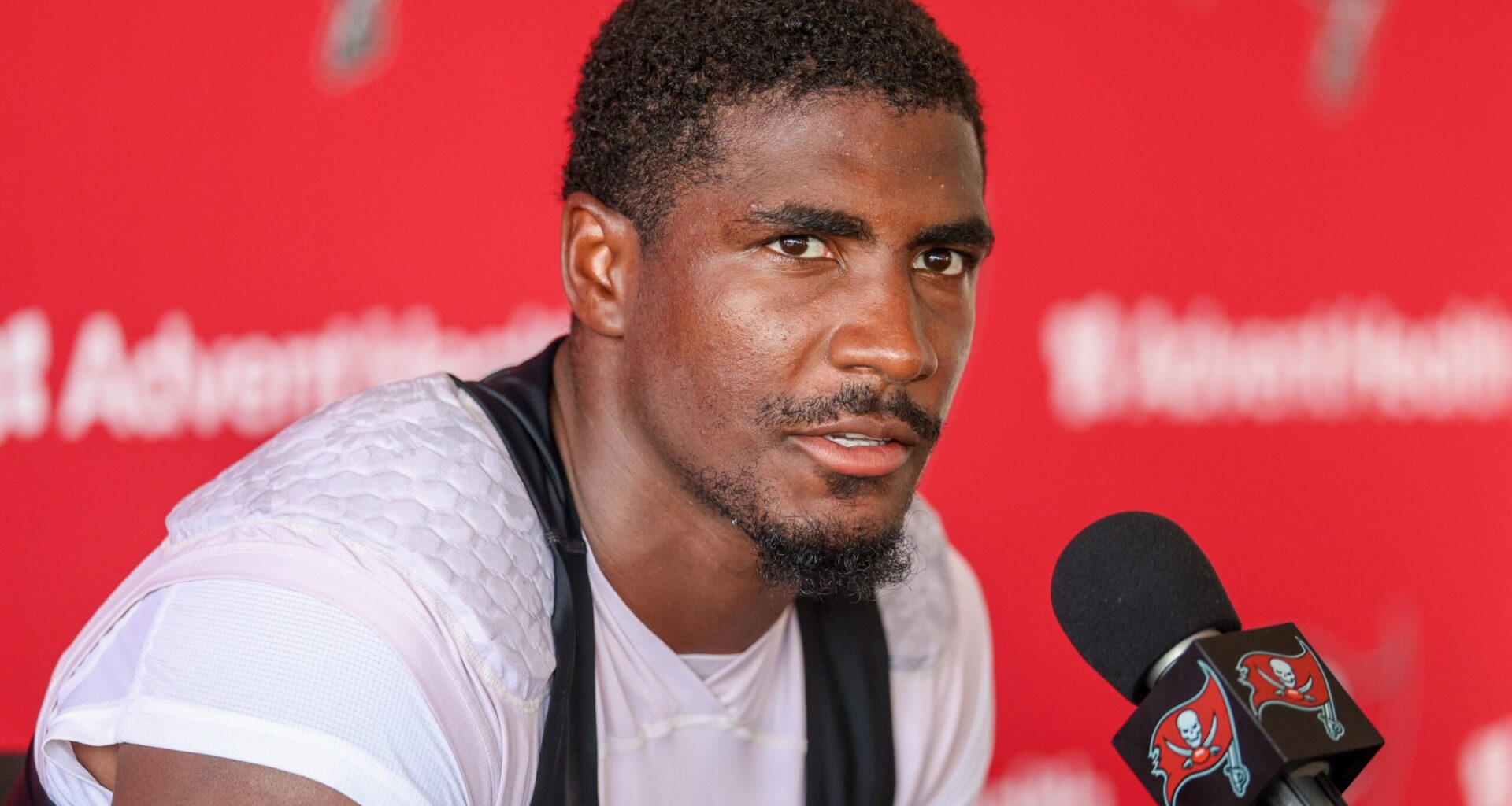 Bears, Buccaneers Connected in Possible Trade