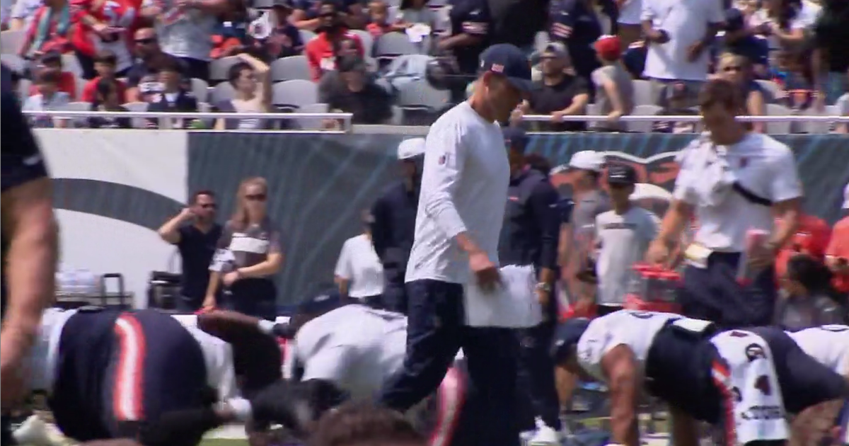 Bears take to field for practice at Family Fest at Soldier Field