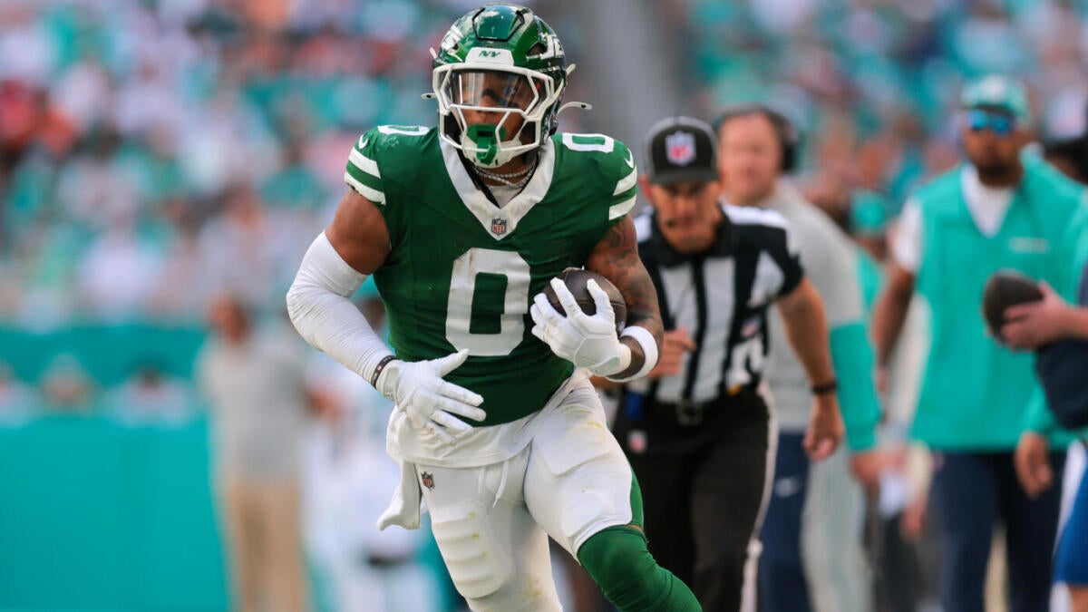 Fantasy football rankings 2025: Breakouts from computer that predicted Jayden Daniels' huge rookie season