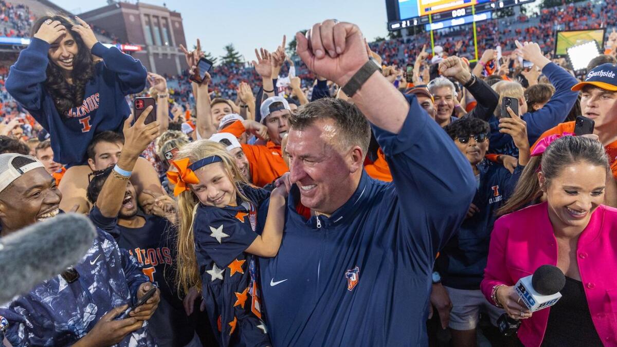 Illinois football 2025: Win total, CFP outlook and the rising expectations under Bret Bielema