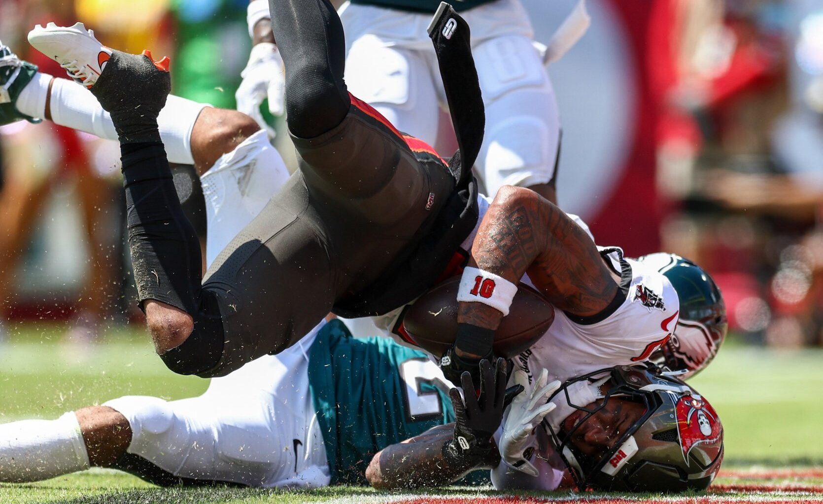 buccaneers trade trey palmer