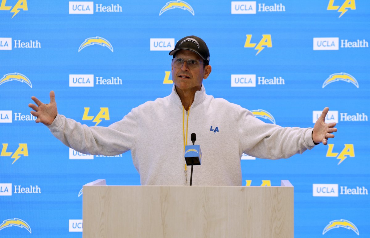 Chargers head coach Jim Harbaugh