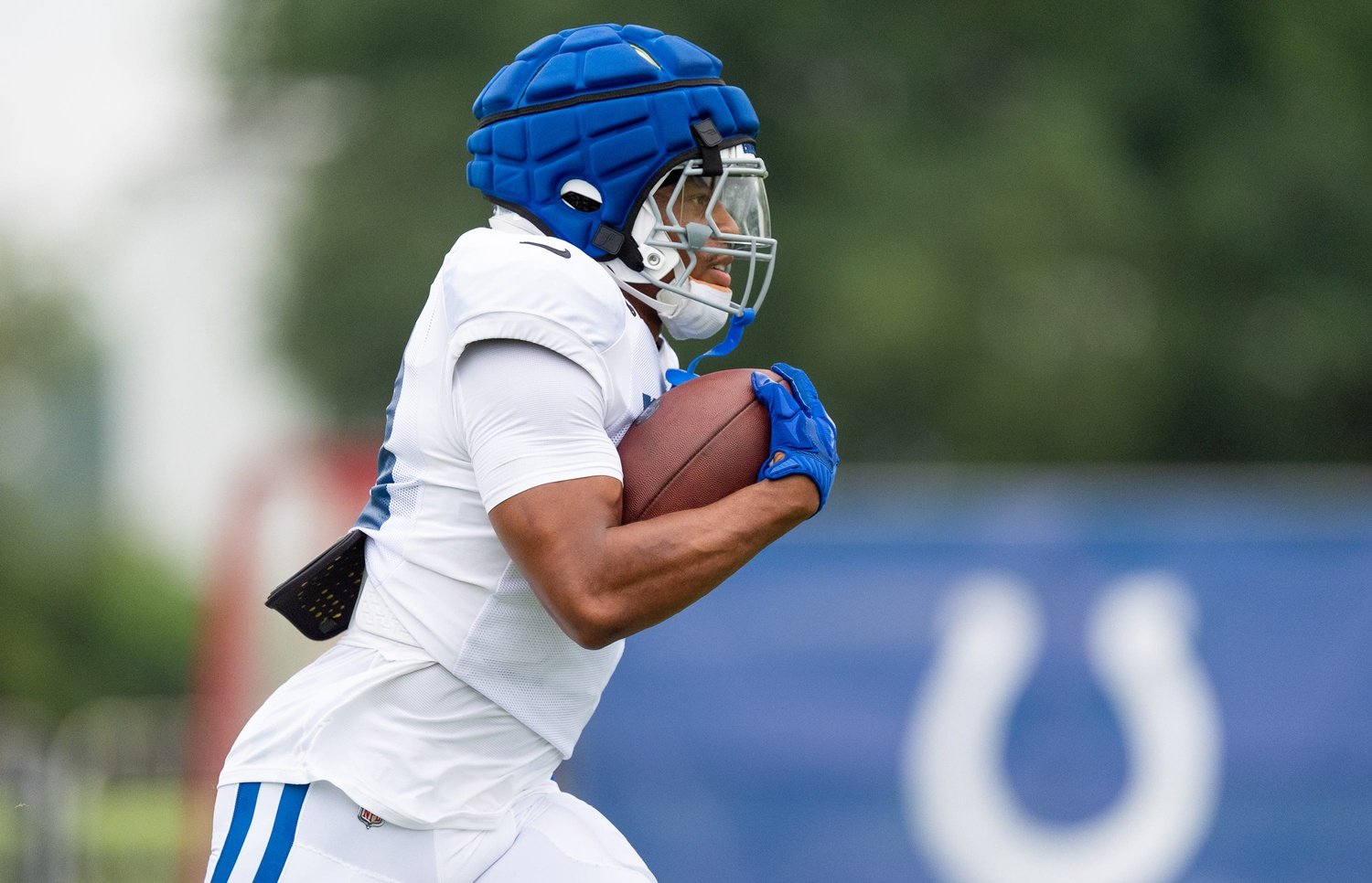 Depleting Colts Could Trade Top Weapon