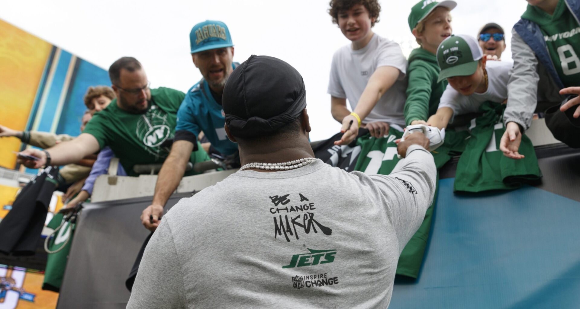 Cowboys, Jets Connected in Possible Blockbuster Trade