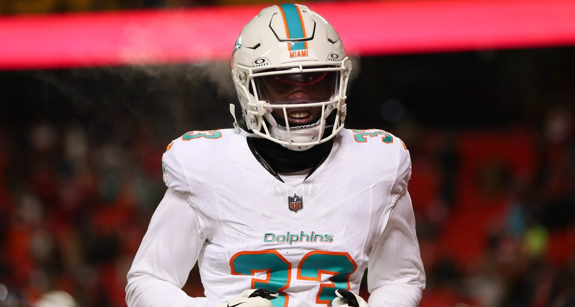 NFL first-round pick and CFP national champ wakes up unemployed following shock roster cut just one week after signing