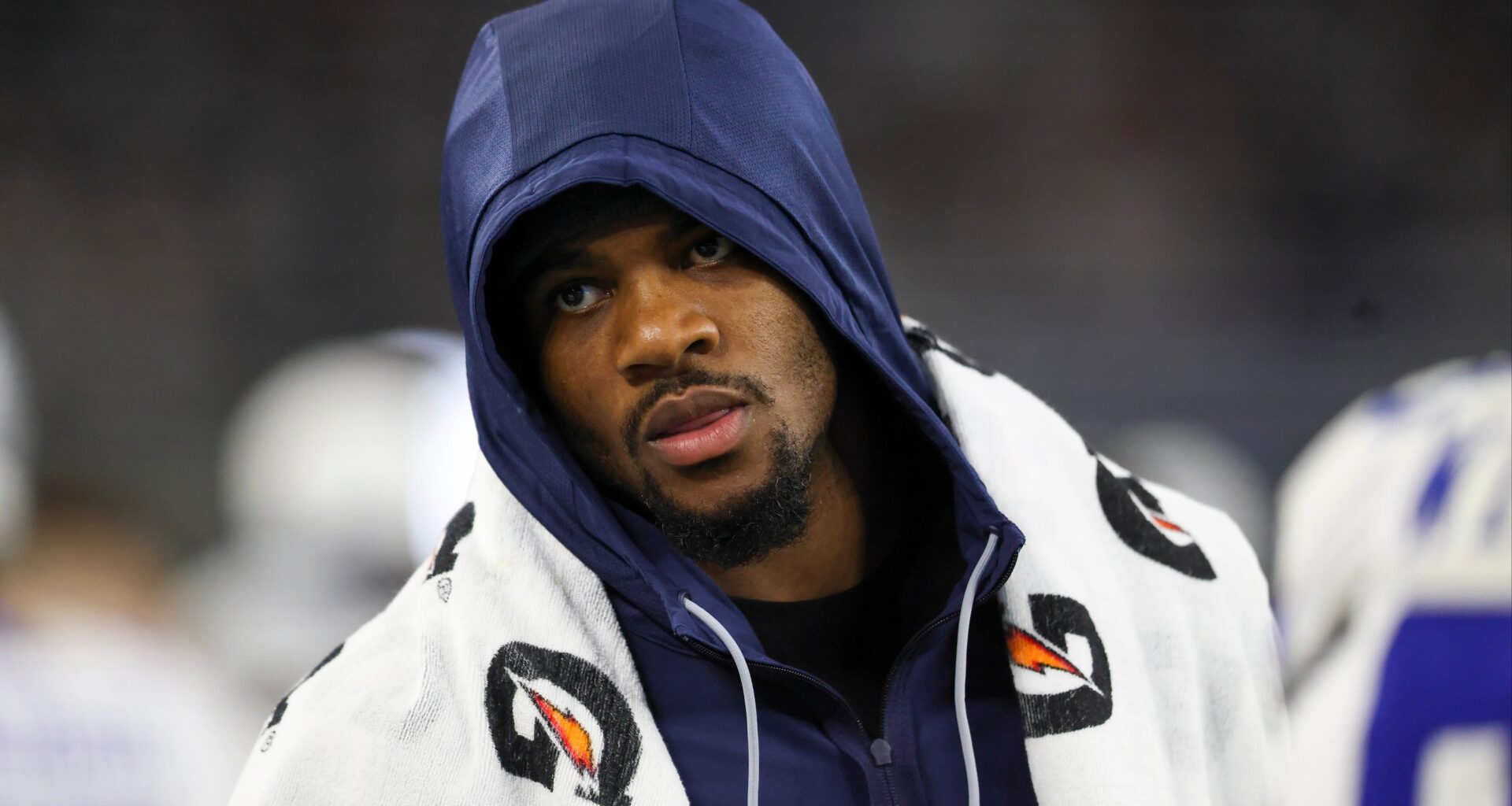 Micah Parsons' contract standoff with Dallas Cowboys turns ugly as he removes mention of team from social media