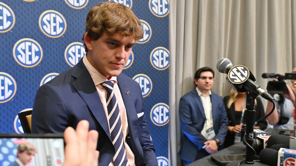 Manning and Texas are one of the favorites to win the national championship this year