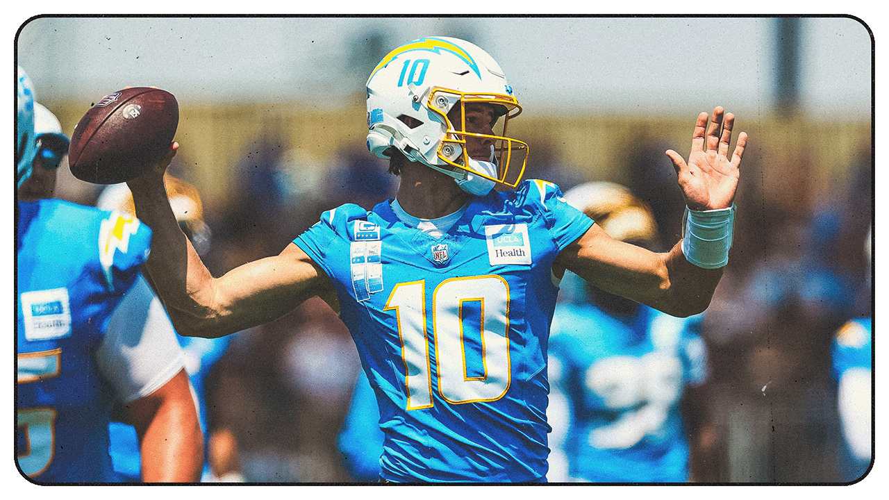 Why Justin Herbert Has Been Impressed With Chargers Rookie Pass Catchers