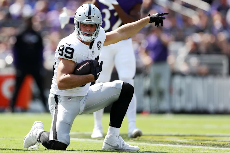 BALTIMORE, MARYLAND - SEPTEMBER 15: Brock Bowers #89 of the Las Vegas Raiders reacts during the first half against the Baltimore Ravens at M&T Bank Stadium on September 15, 2024 in Baltimore, Maryland. (Photo by Patrick Smith/Getty Images)Patrick Smith&sol;Getty Images