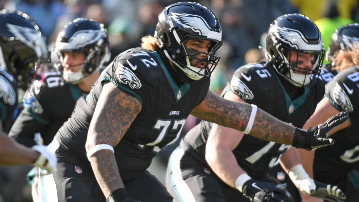 Eagles, Howie Roseman send Darian Kinnard to Packers – NBC10 Philadelphia