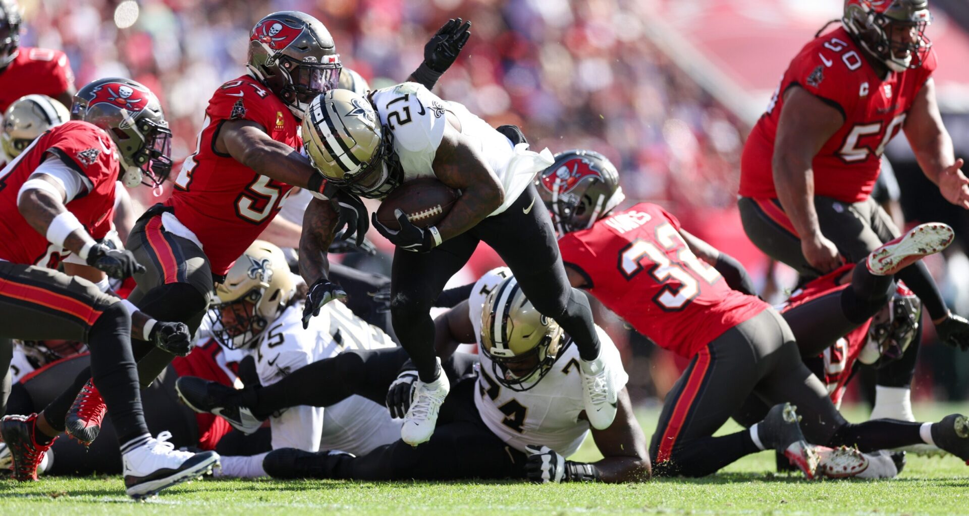 Cowboys, Chargers Could Intervene in Dolphins Visit