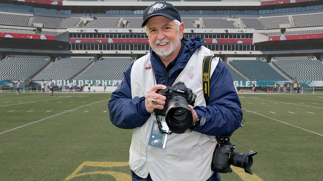 Eagles photographer Ed Mahan retires after 55 years