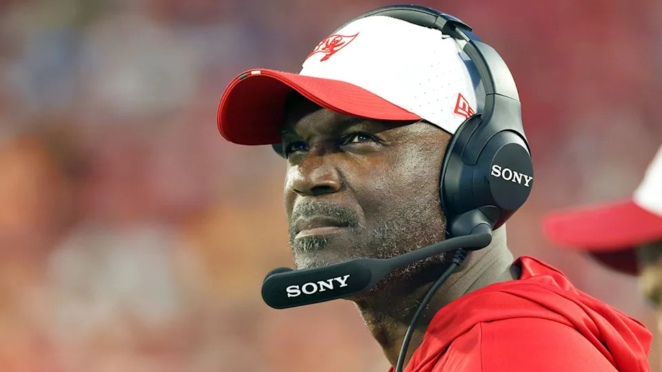 Mandatory Credit: Kim Klement Neitzel-Imagn Images