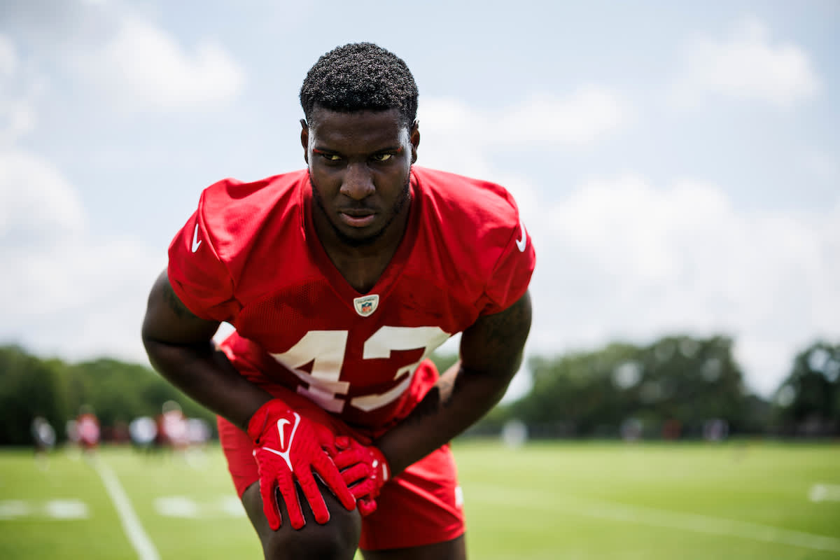 Buccaneers HC Impressed With Chris Braswell's Growth