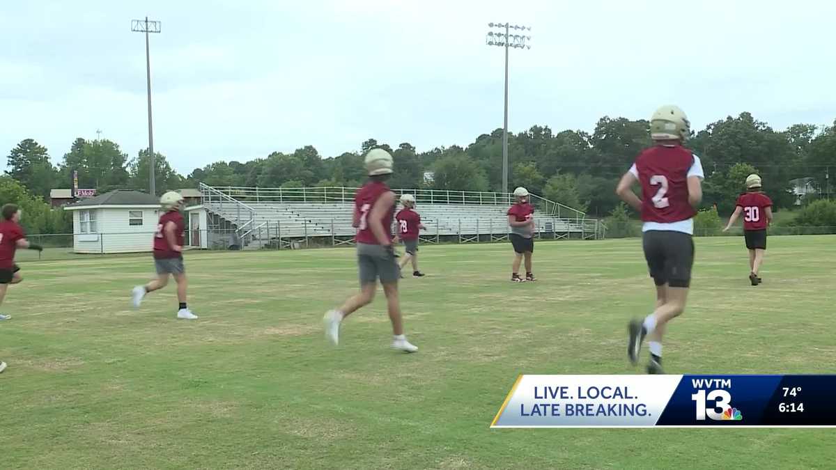Alabama high school football team struggles with low player turnout