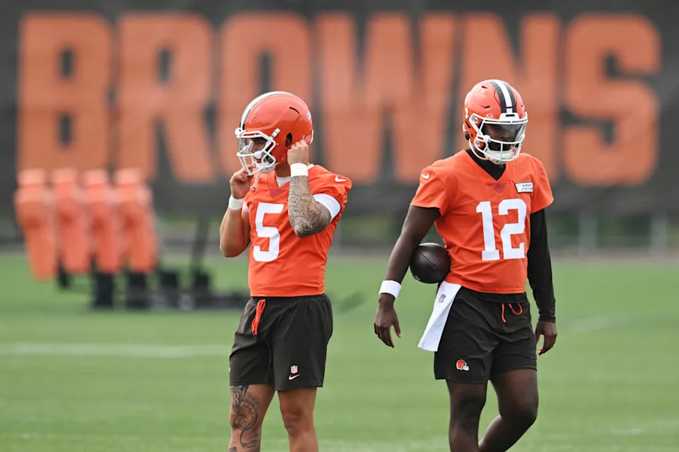 Jun 12, 2025; Berea, OH, USA; Cleveland Browns quarterback Dillon Gabriel (5) and quarterback Shedeur Sanders (12) during mini camp at CrossCountry Mortgage Campus. Mandatory Credit: Ken Blaze-Imagn Images© Ken Blaze-Imagn Images