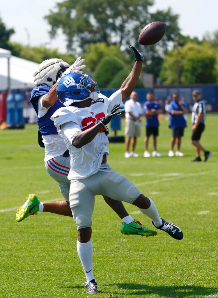 Cornerback Dru Phillips defends against wide receiver Wan’Dale Robinson during Giants’ training camp on Aug. 2, 2025. Noah K. Murray-NY Post