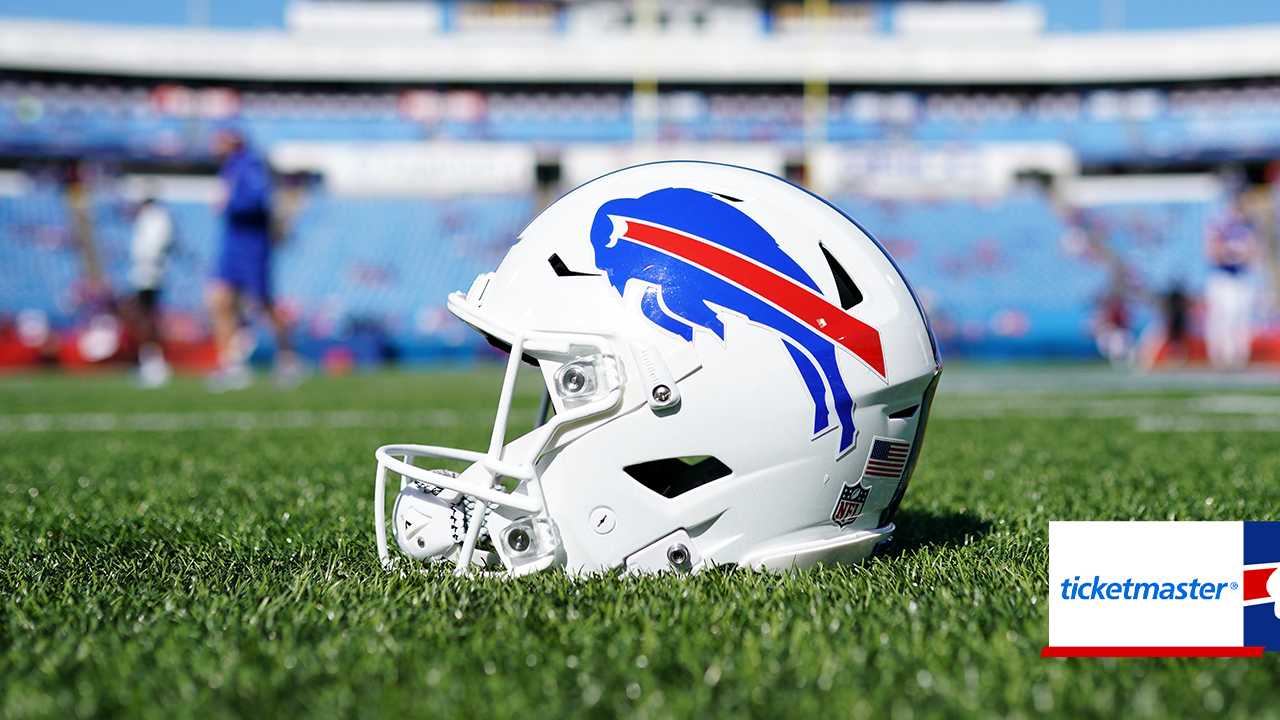 Bills RB Darrynton Evans placed on IR, sign RB Jarveon Howard and WR Grant DuBose