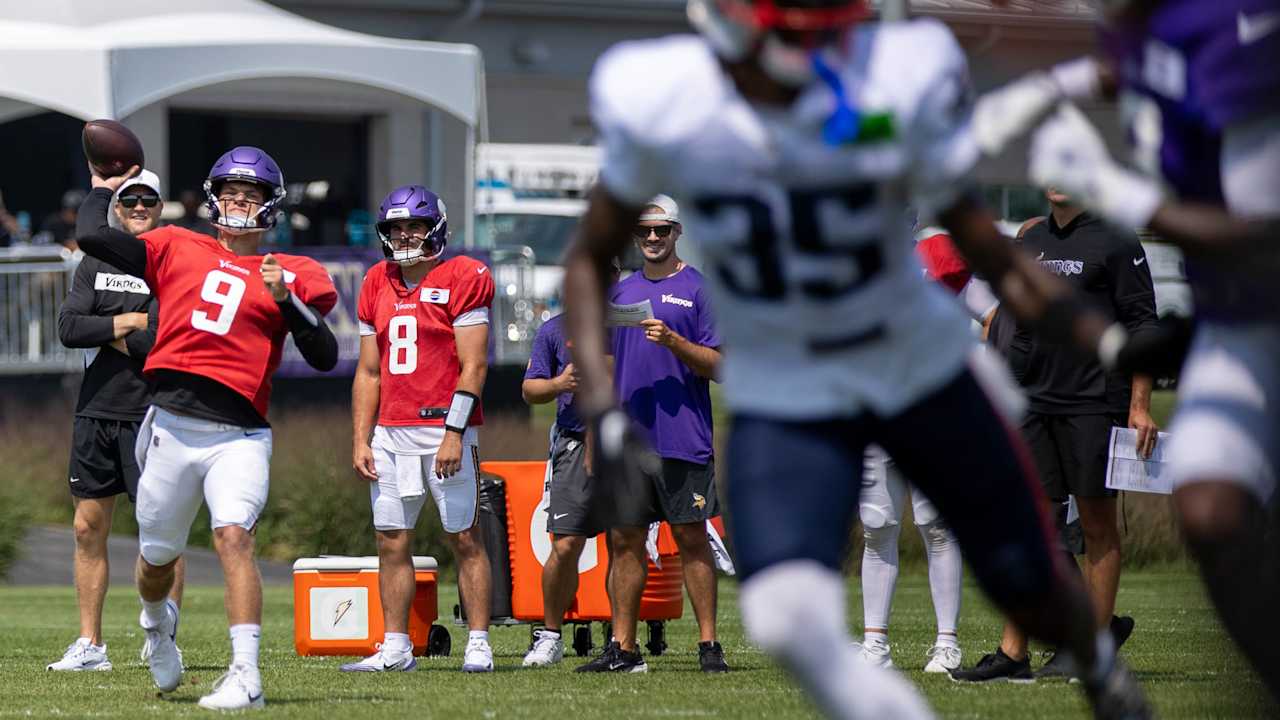 Young QBs J.J. McCarthy & Drake Maye Log Reps; Vikings & Patriots Defenses Apply Pressures