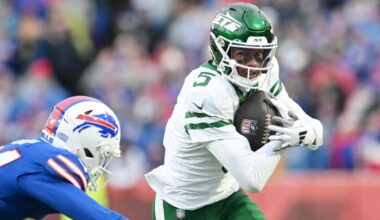 Fantasy Football Rankings 2025: Busts by NFL model that predicted Raheem Mostert's challenging year