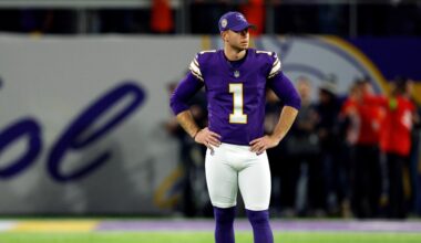 Miami Dolphins try out four kickers following Jason Sanders injury