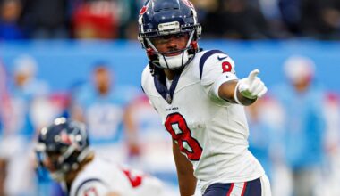 Philadelphia Eagles acquire WR John Metchie in trade with Houston Texans, source says