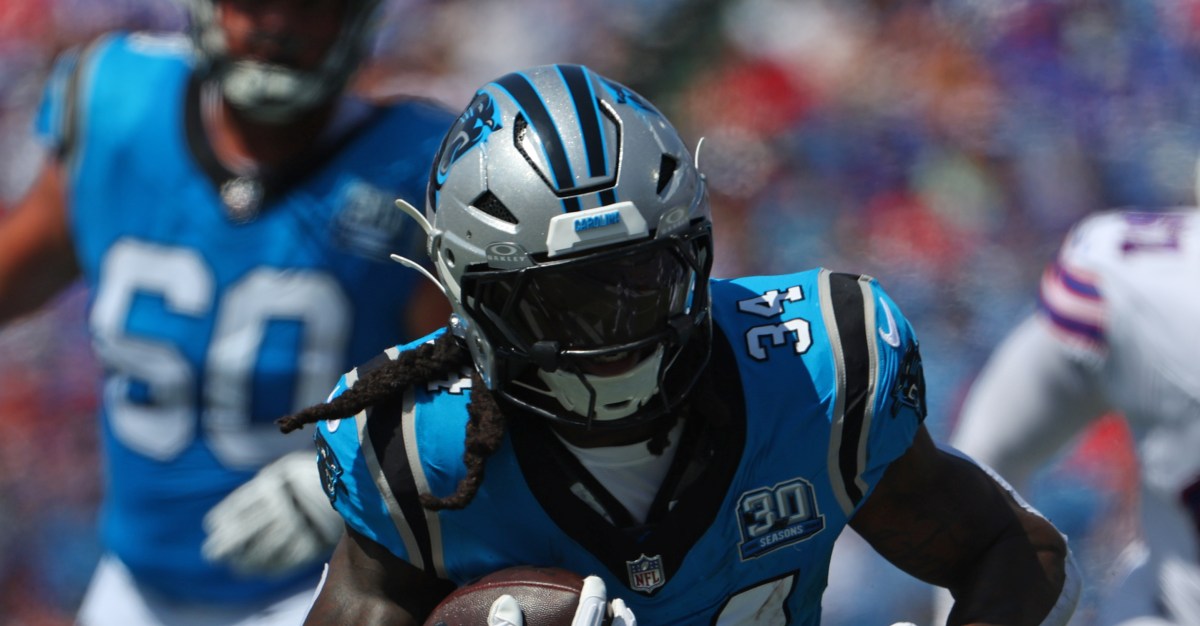 Alexander Mattison injury leads to Miami Dolphins signing two running backs