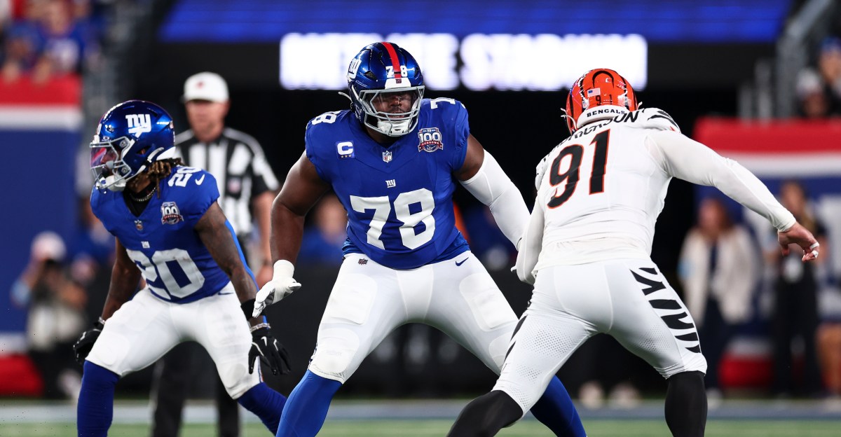 New York Giants activate Andrew Thomas from PUP list