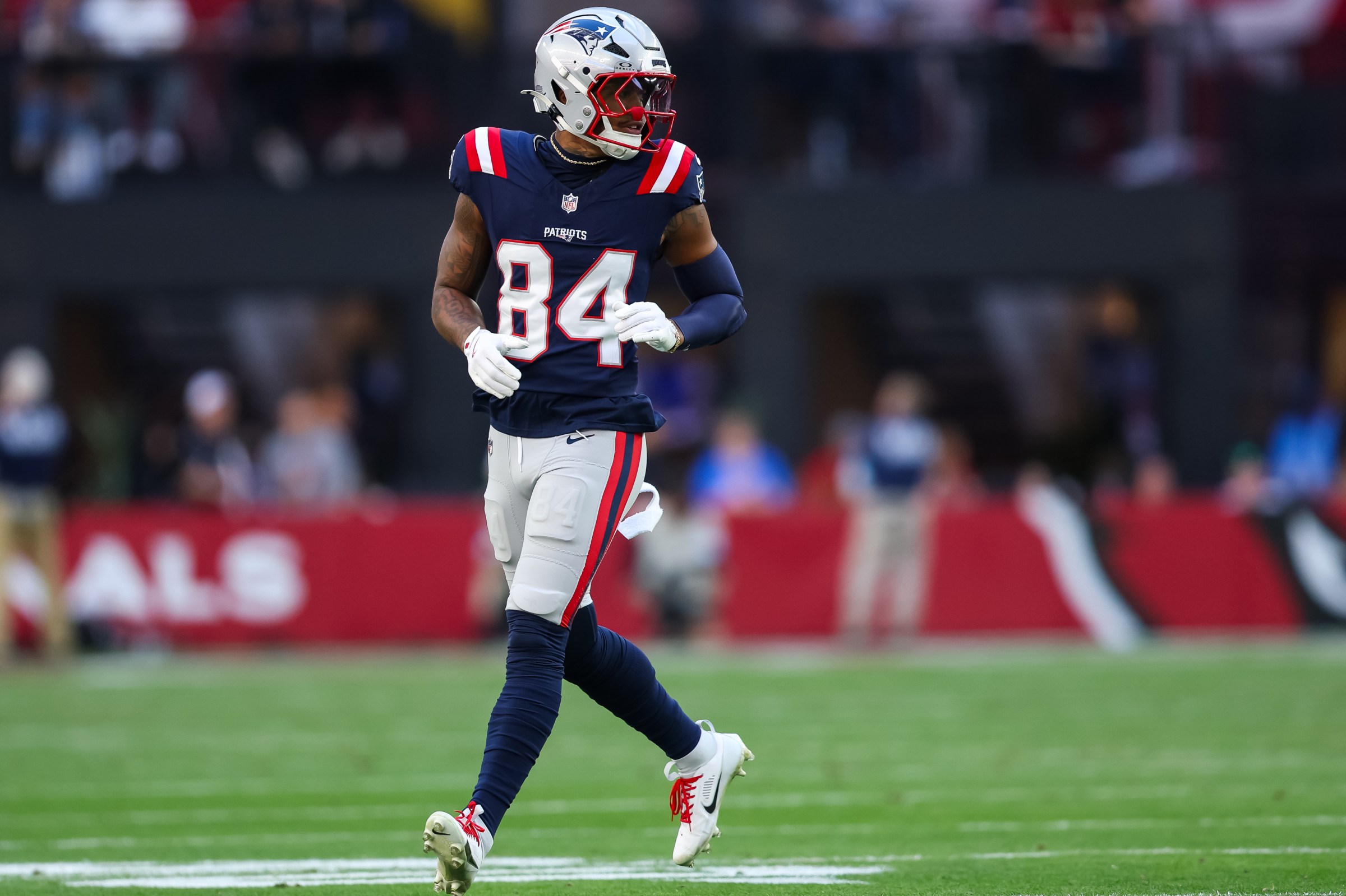 GLENDALE, ARIZONA - DECEMBER 15: Kendrick Bourne #84 of the New England Patriots lines up before snap during the first quarter of a game against the Arizona Cardinals at State Farm Stadium on December 15, 2024 in Glendale, Arizona. (Photo by Mike Christy/Getty Images)