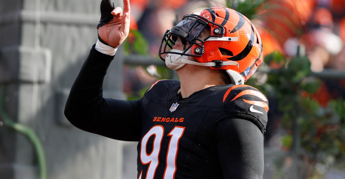 NFL exec reportedly calls Raiders the “frontrunner” for a Trey Hendrickson trade