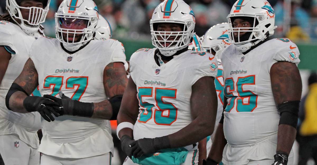 8/20/25 UPDATE: Miami Dolphins Orange Jersey Award TRACKER; Center of Attention!